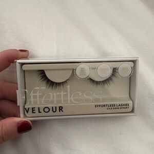 Velour Effortless No Trim Natural Lashes